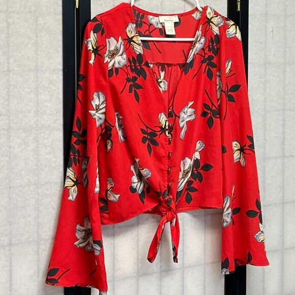 Urban Romantics V Neck Sheer Front Button Crop Tie Waist Bell Sleeve Top Red M - Picture 3 of 11